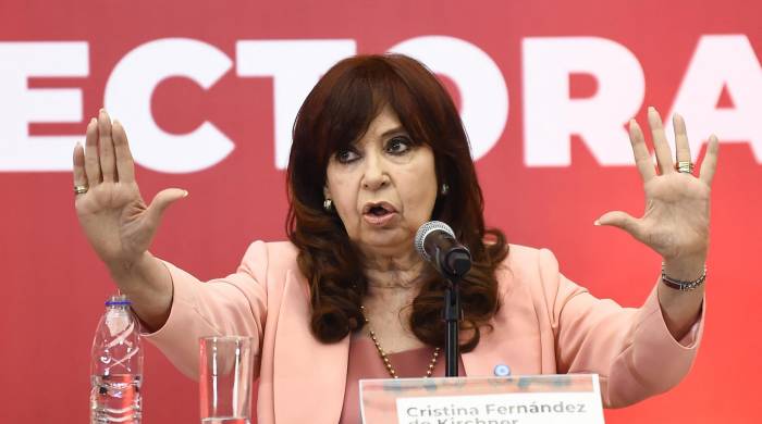 Kirchner, de 71 años, había sido condenada en primera instancia en 2022 a seis años de cárcel