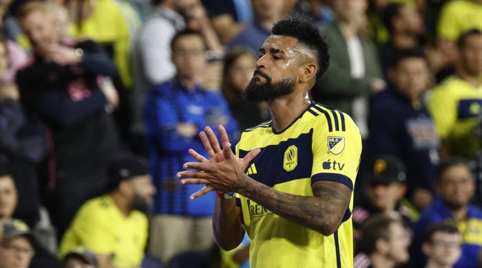 El futbolista panameño, Aníbal Godoy durante un partido con el Nashville.