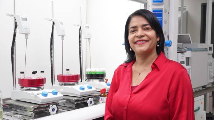 La panameña Johant Lakey recibió el Premio Regional L’Oréal-Unesco ‘Para las Mujeres en la Ciencia’ 2024.