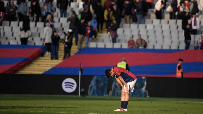 El jugador del FC Barcelona, Pedri durante el partido frente a Las Palmas.