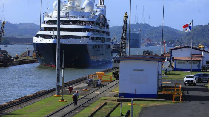 El Canal de Panamá es una de las principales rutas marítimas del mundo.