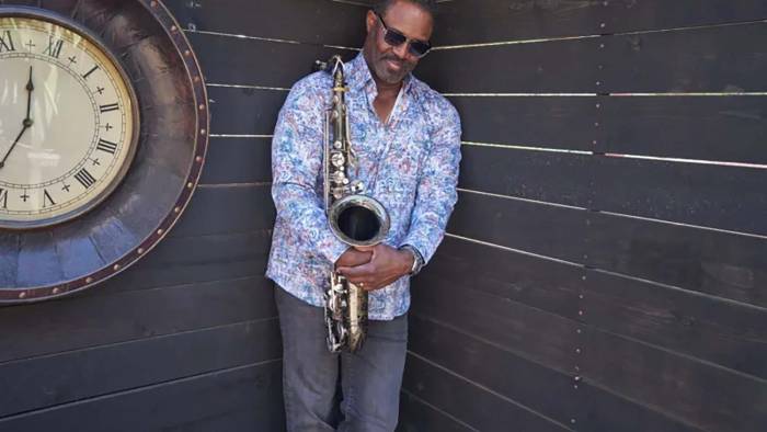 Everette Harp, saxofonista.