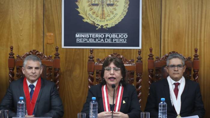 La fiscal de la Nación, Delia Espinoza Valenzuela, habla durante una rueda de prensa este miércoles.