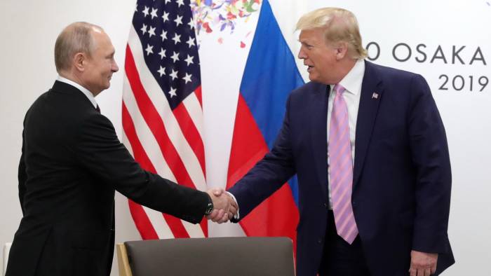 Trump y Putin ‘hablaron ampliamente sobre Oriente Medio como una región de potencial cooperación para prevenir futuros conflictos’.