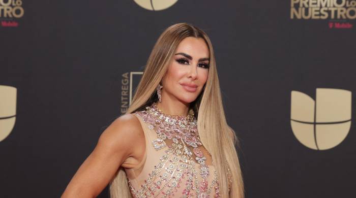 Ninel Conde asiste a la sala de prensa del 35º Premio lo nuestro en el Miami-Dade Arena el 23 de febrero de 2023 en Miami, Florida.