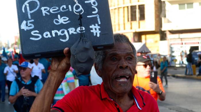 Las principales organizaciones docentes marcharon este jueves.