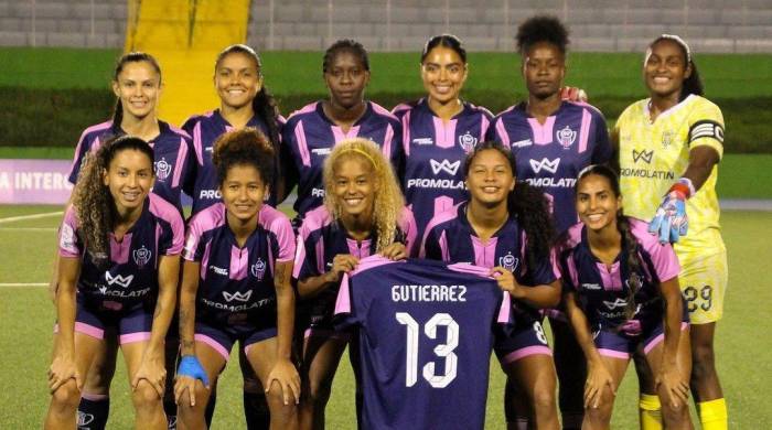 El equipo del Santa Fé FC en la final de la Copa Interclubes de la Uncaf Femenino ante el Alianza Women.