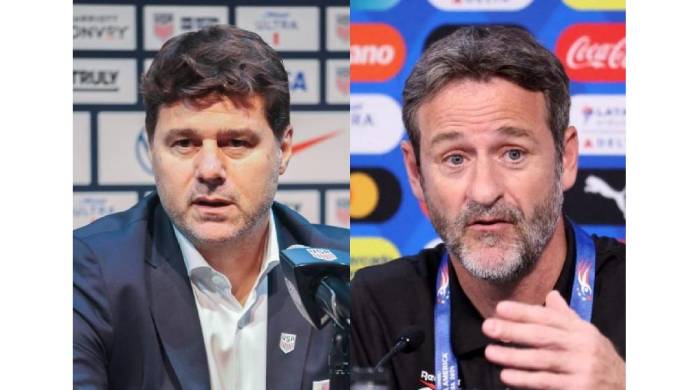 El entrenador Mauricio Pochettino y Thomas Christiansen