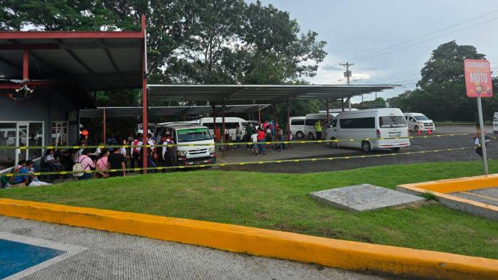 A partir de este lunes 2 de diciembre las rutas de transporte dejaron de operar desde la terminal.