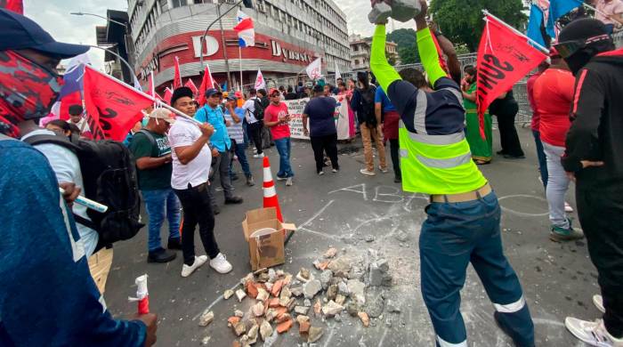 El Suntracs protestó por más de un mes contra la Ley 406, que fue declarada inconstitucional por la Corte.