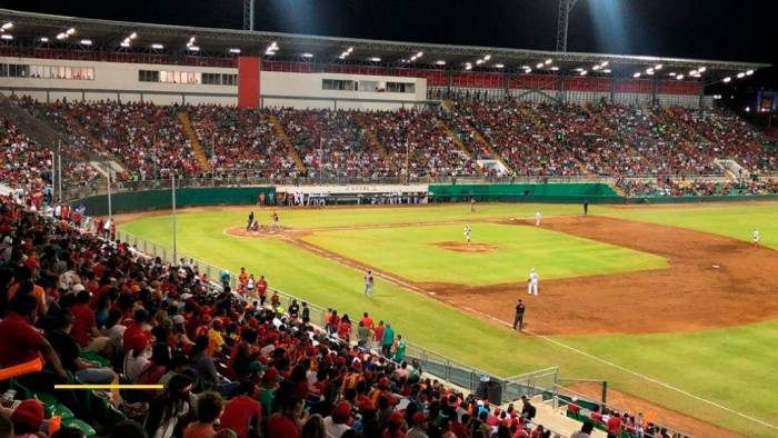 La categoría juvenil es la más popular en el béisbol, por lo que goza del respaldo de los fanáticos.