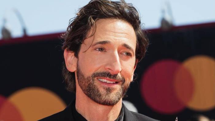 Adrien Brody, que interpreto de manera impecable a su personaje en The brutalist.