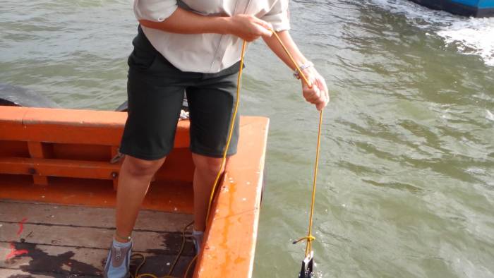 La investigadora lidera una serie de proyectos marino-costeros.