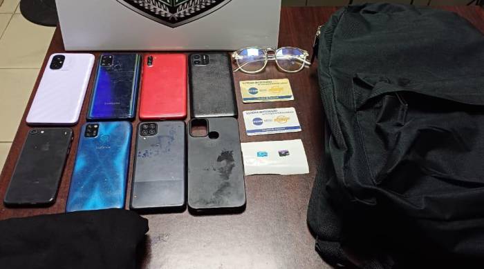 Policía aprehende a hombre que hurtaba celulares en el Metro de Panamá