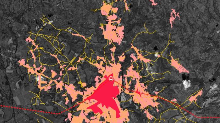 Ciudad de David. Uno de los aspectos que se propone desde ORU/FSU es la adopción de un modelo de ciudades intermedias con contención de la expansión de la huella urbana a partir de un radio de 12.5 kilómetros o 15 minutos en auto, y el fortalecimiento de la actividad económica y la atracción de estas ciudades en el interior que servirán de nodos del tren propuesto.