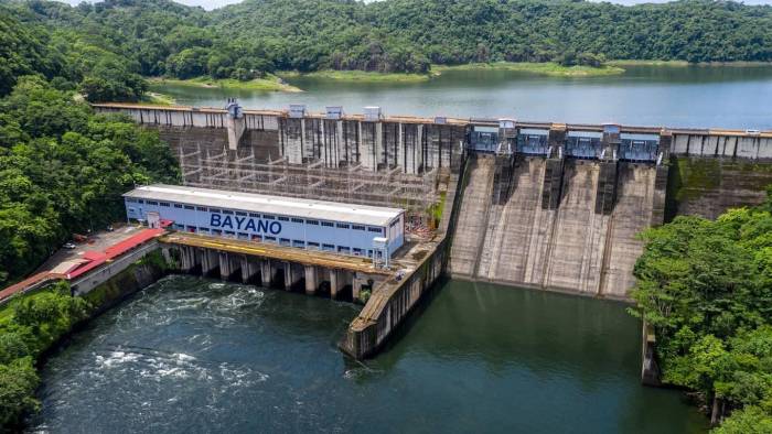 Vista de la represa de Bayano, administrada por AES.