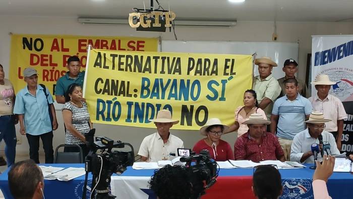 Moradores de las comunidades aledañas a la cuenca del río Indio expresaron su rechazo al proyecto del embalse del Río Indio, en una conferencia de prensa realizada este martes, 25 de febrero, en la Central General Autónoma de los Trabajadores de Panamá.