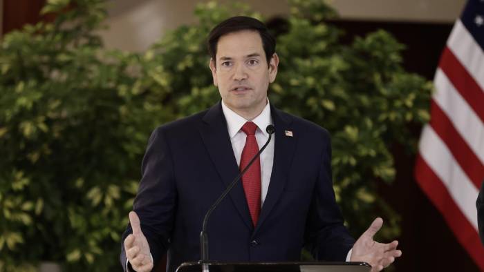 El secretario de Estado de Estados Unidos, Marco Rubio, habla este martes en la Casa Presidencial en San José.