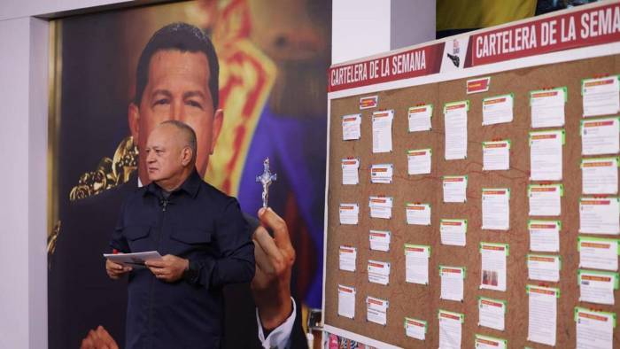 Venezuela distribuirá en todo el país carteles de se busca contra siete expresidentes latinoamericanos que expresaron su intención de acompañar al líder antichavista Edmundo González Urrutia.