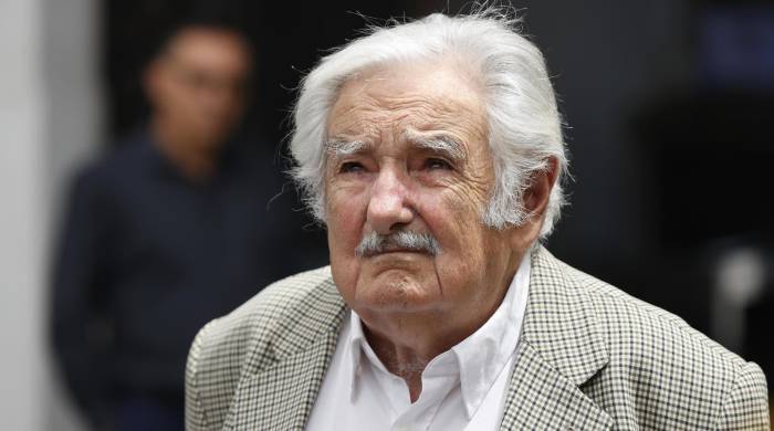 Mujica había sido internado el jueves de la semana pasada en un sanatorio de Montevideo, donde comenzó a ser rehidratado tras el poco aporte líquido que estaba recibiendo.