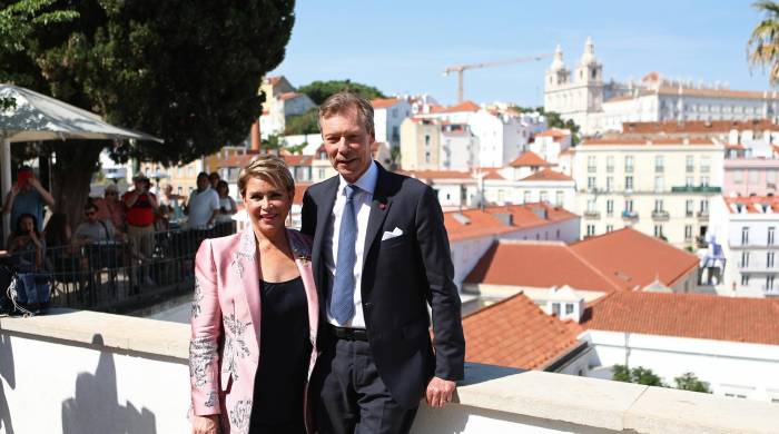 El gran duque Enrique de Luxemburgo y su mujer, María Teresa, en una foto de archivo en Lisboa.