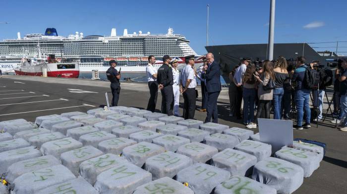 De acuerdo con los informes de las autoridades españolas presumiblemente el cargamento de droga iba a ser desembarcado en la región de Galicia.