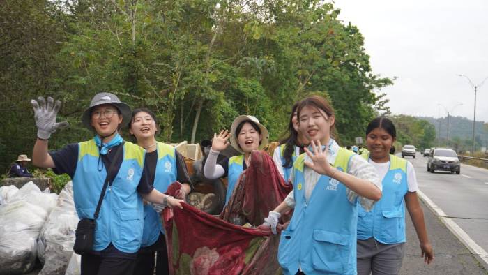 Voluntarios de ASEZ Panamá realizan actividades de limpieza de áreas protegidas e importantes del país.