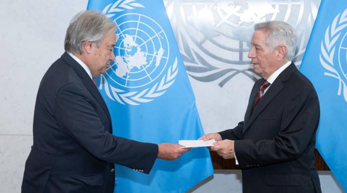 Alfaro de Alba le entregó sus credenciales a al secretario general de la ONU, António Guterres.