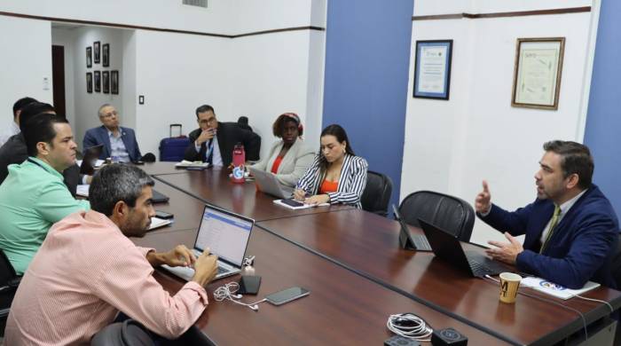 Reunión entre representantes de la FAO y la Arap.