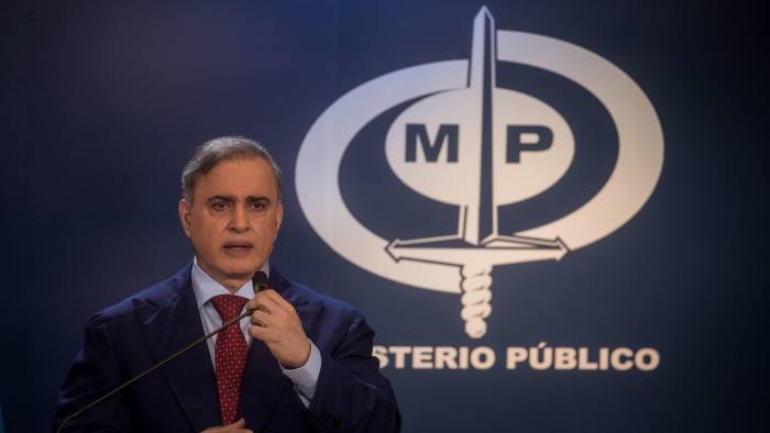 Fotografía de archivo del fiscal general de Venezuela, Tarek William Saab, durante una rueda de prensa en la sede principal del Ministerio Publico, en Caracas.