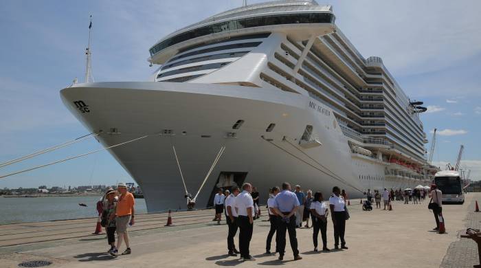 Imagen de archivo de un crucero de la empresa MSC, que a partir de 2026 hará itinerarios por Alaska y el Canal de Panamá.