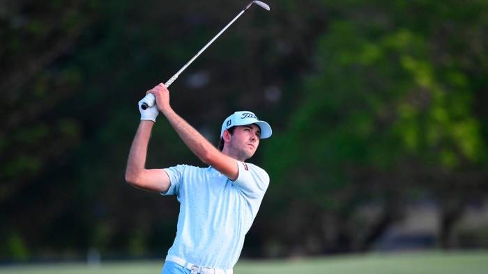 Elvis Smylie comparte con Cameron Smith, el liderazgo en la PGA australiana.