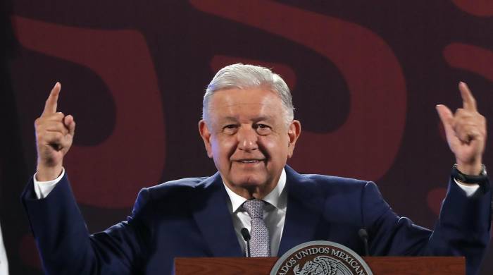 El presidente de México, Andrés Manuel López Obrador, participa en su conferencia de prensa matutina este martes, en el Palacio Nacional de Ciudad de México, México.