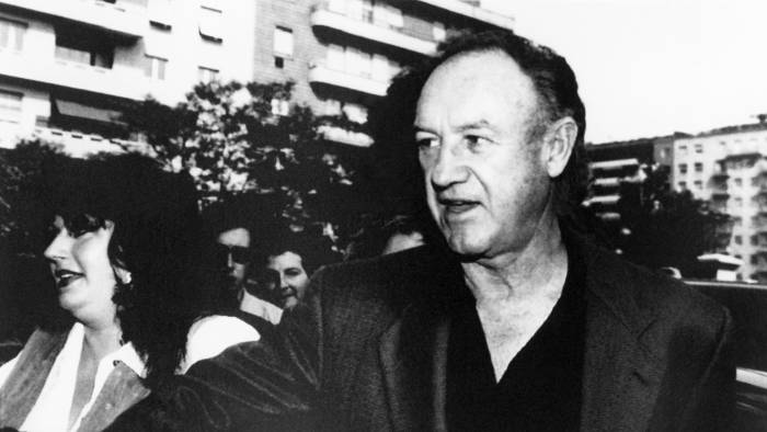 Fotografía de archivo del actor estadounidense Gene Hackman, invitado a participar en la ceremonia de entrega de los premios 'Telegatto', a su llegada al hotel Principe di Savoia, en Milán.