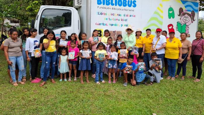 La comunidad expresó su profunda gratitud por esta iniciativa.