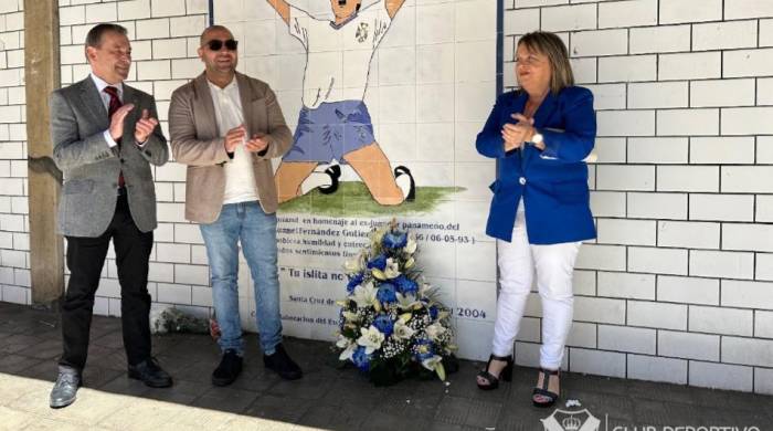 Directivos del club español Tenerife realizan cada año un acto en recordación al exfutbolista, fallecido en un accidente de auto en 1993.