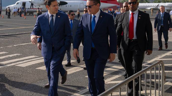 El secretario de Estado de Estados Unidos, Marco Rubio, y el ministro de Seguridad de Panamá, Frank Ábrego.