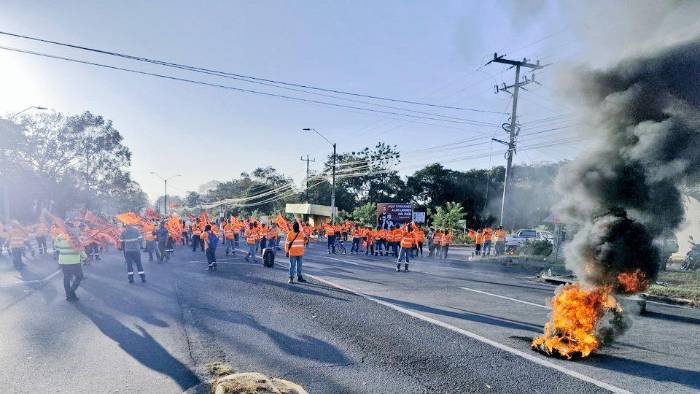 A las 4:00 p.m. de hoy los sindicatos realizarán un piqueteo fuera de la Asamblea Nacional.